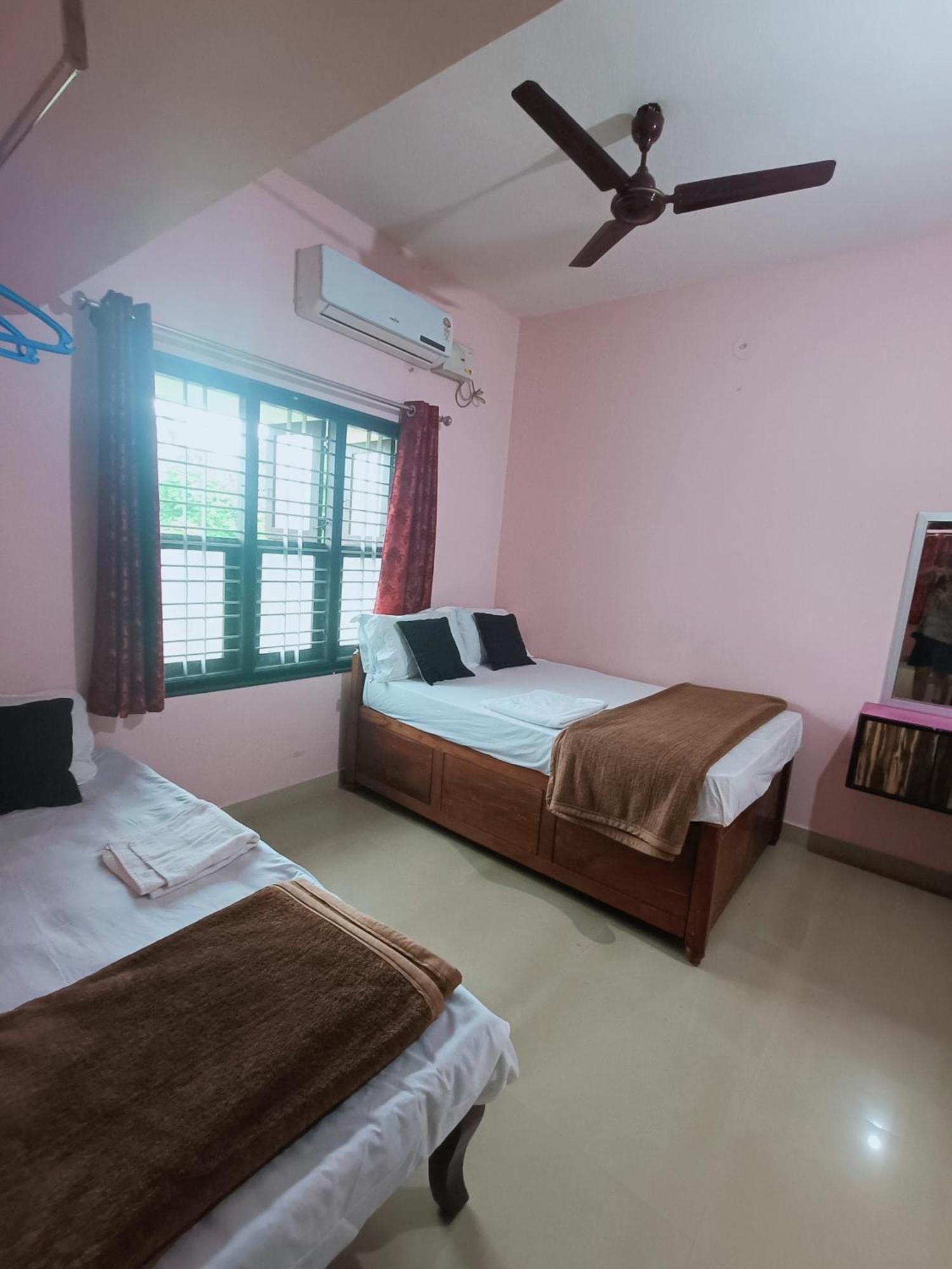 Maanyatha Home Stay Manipal Zimmer foto