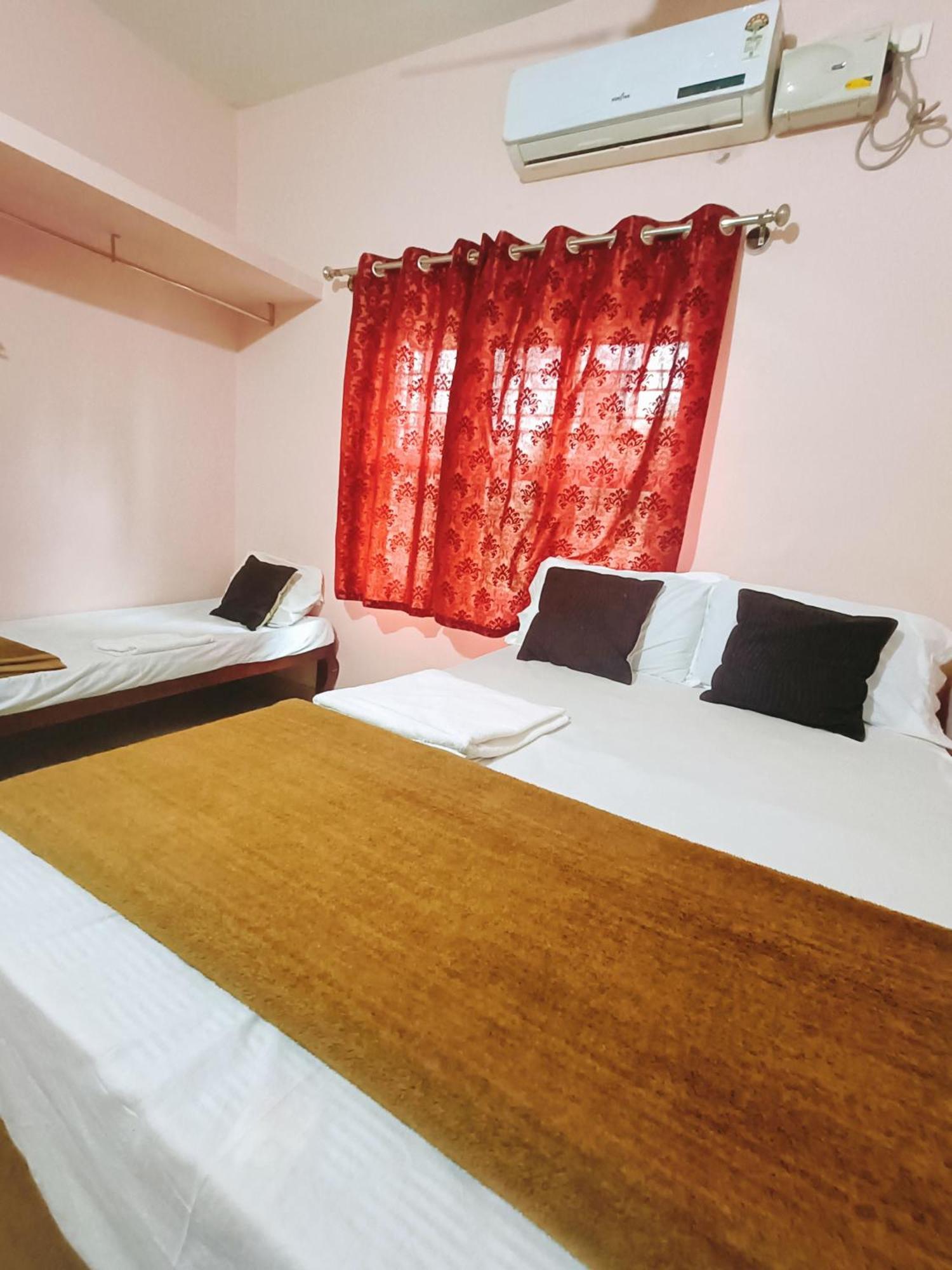 Maanyatha Home Stay Manipal Zimmer foto